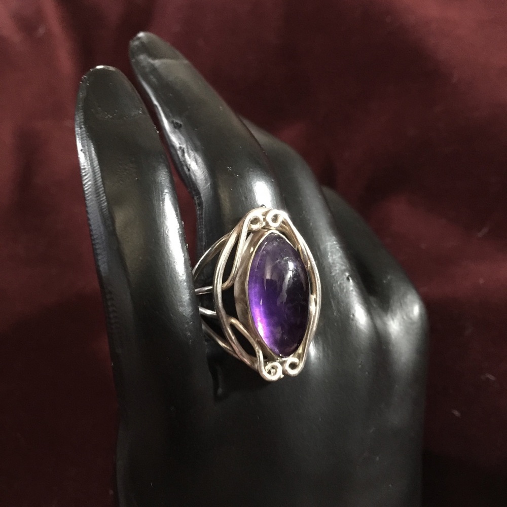 Amethyst & 925 Silver Ring - image 7